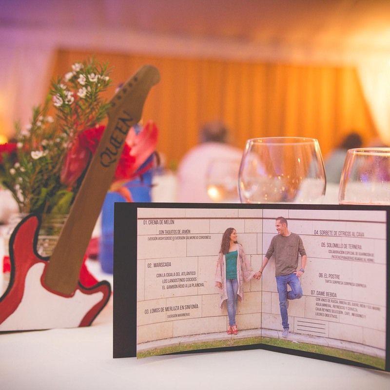 Boda festival rock - Minuta en formato libreto de música. 