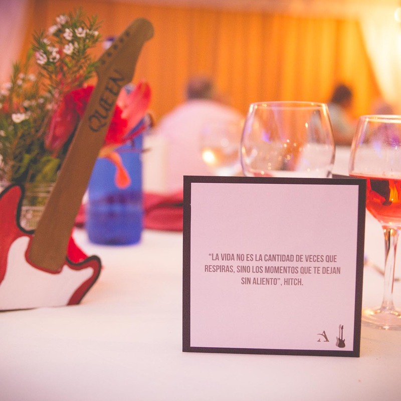 Boda festival rock - Minuta en formato libreto de música. 