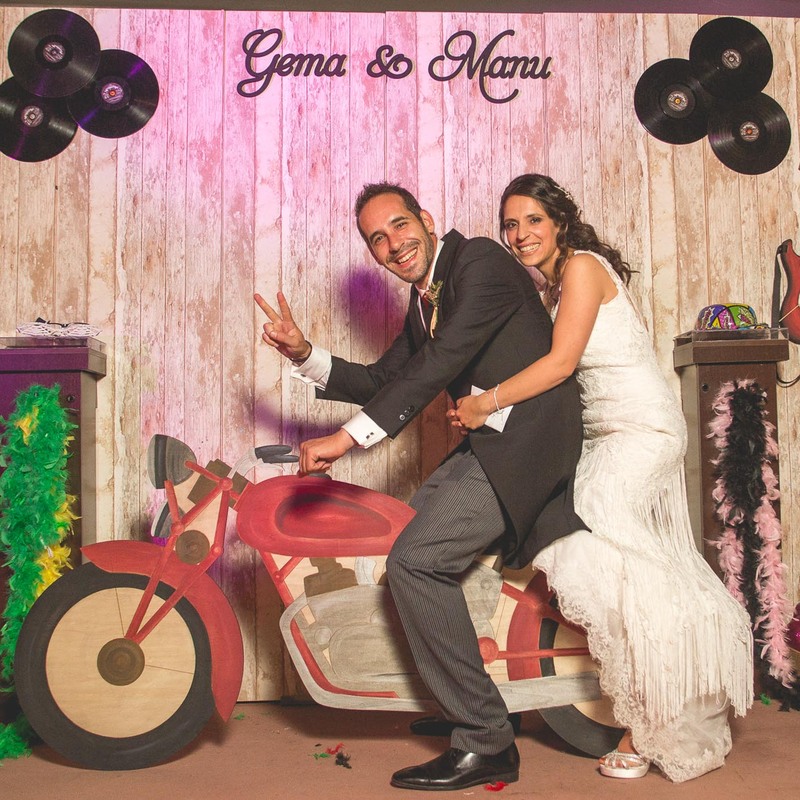 Boda festival rock - Photocall original para moteros. 