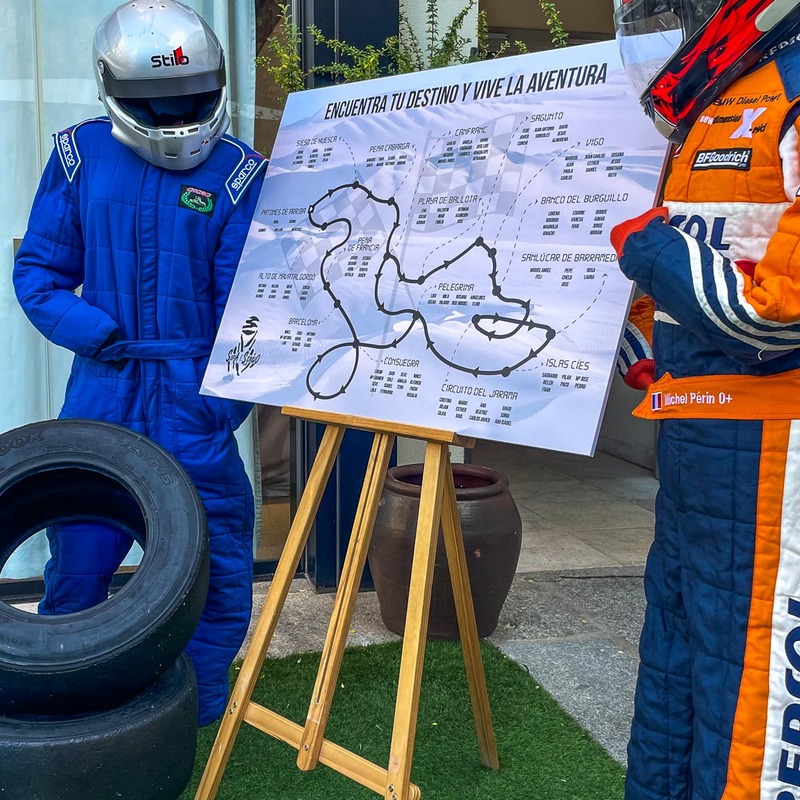 Boda rally Dakar - Seating plan original con el mapa del recorrido del Rally.
