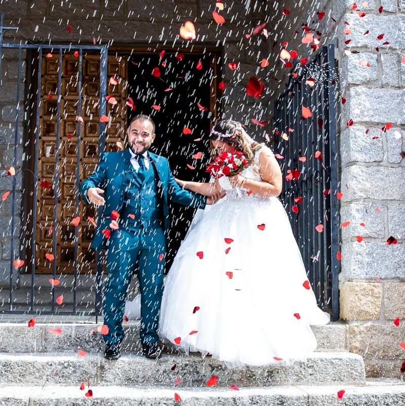Boda viaje - salida de los novios