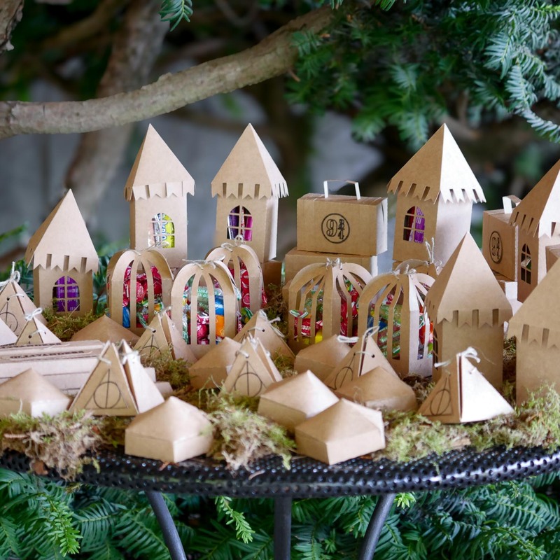 Boda Juegos y magia - Candy bar inspirado en el carrito de Honeydukes Express de Harry Potter